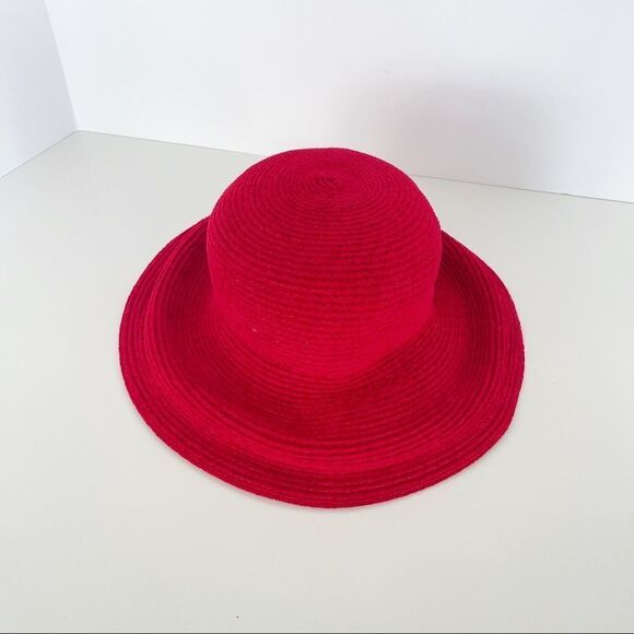 Red Annabel Ingal  Chenille Hat - Picture 1 of 3
